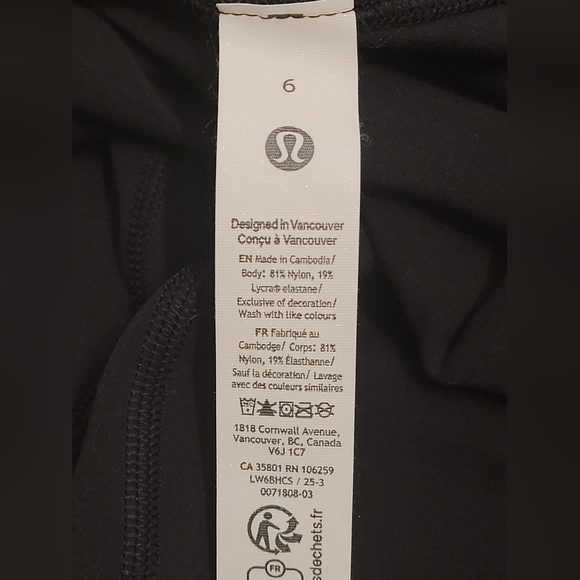 (12)  Lululemon Crop Excellent Condition🎉 - Picture 3 of 5